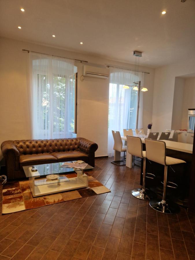 Queen Of Stay - Apartment Lili ริเยกา ภายนอก รูปภาพ